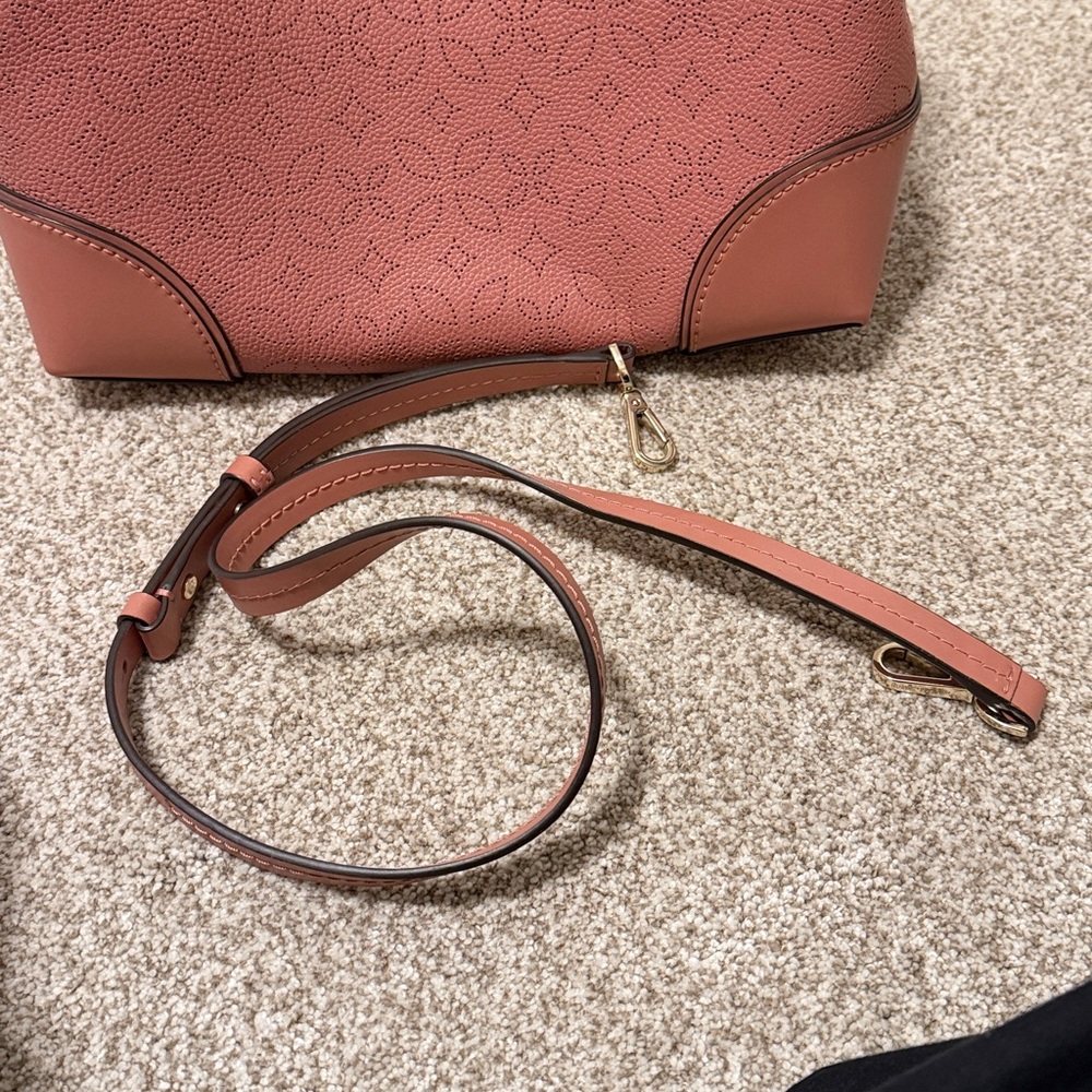 Michael Kors Mercer Gallery purse - Picture 9 of 10